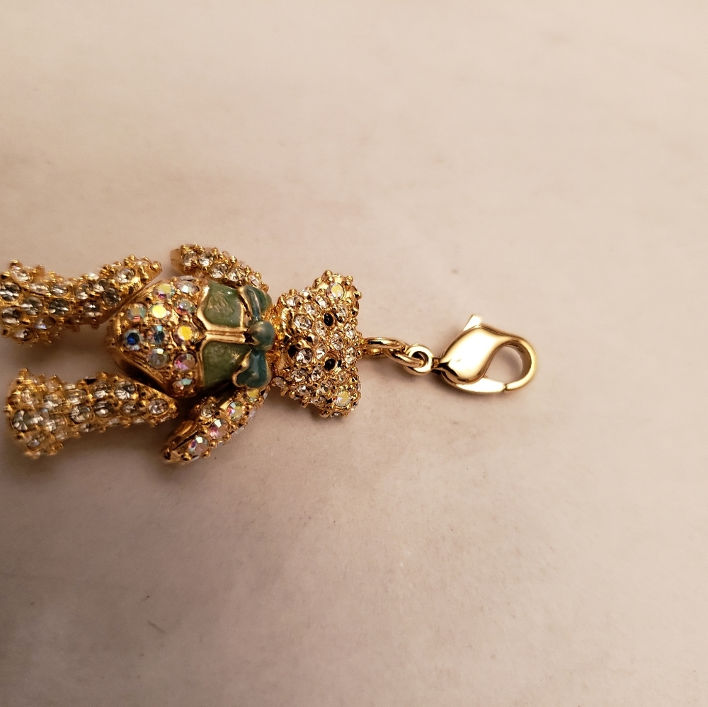 Crystal/cz bear pendant